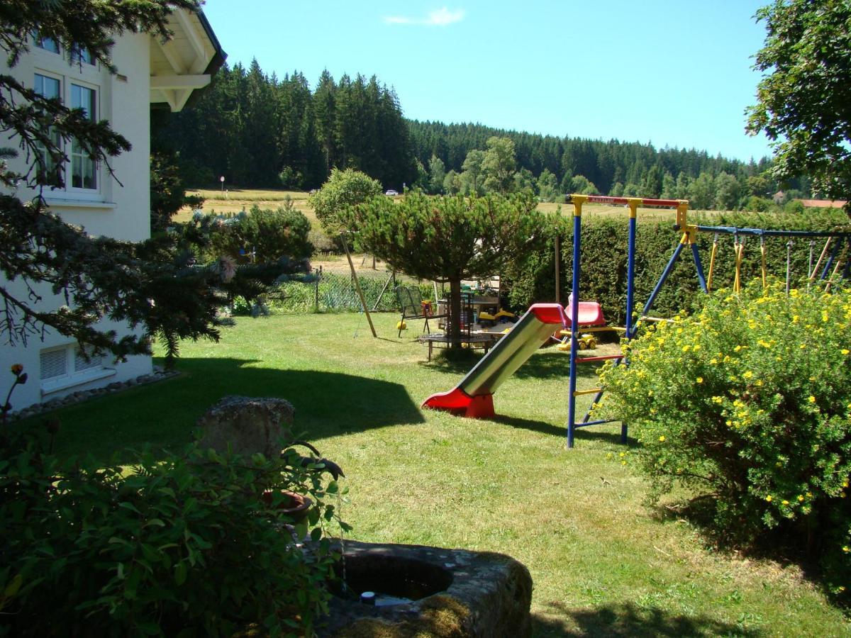 Schoenes Doppelzimmer Mit Separater Kueche Im Noerdlichen Nationalpark Schwarzwald Форбах Екстер'єр фото